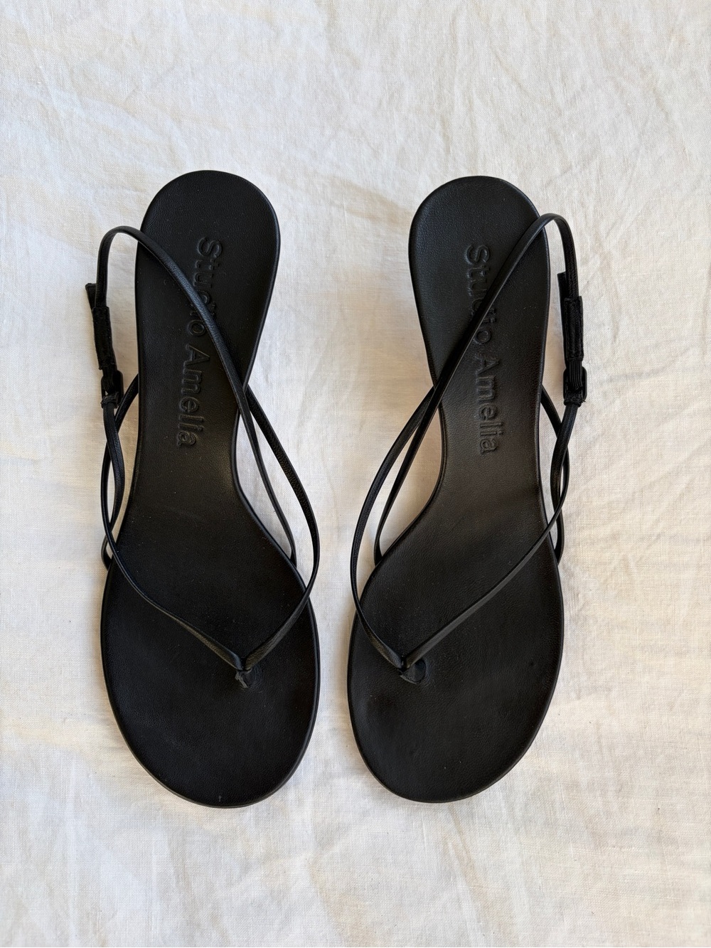 Studio Amelia Wishbone 50 Leather Skinny Strap Flip Flop Kitten Heels Black - Picture 9 of 10